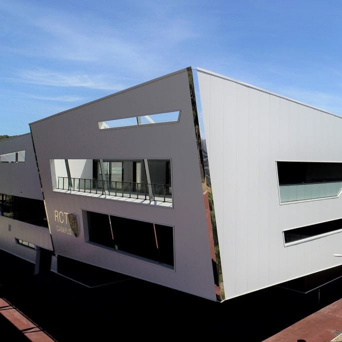 Photo du RCT campus, vue de la façade
